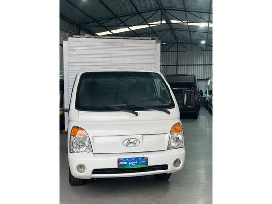 HYUNDAI HR 2.5 TCI HD LONGO COM CAÇAMBA 4X2 8V 97CV TURBO INTERCOOLER DIESEL 2P MANUAL